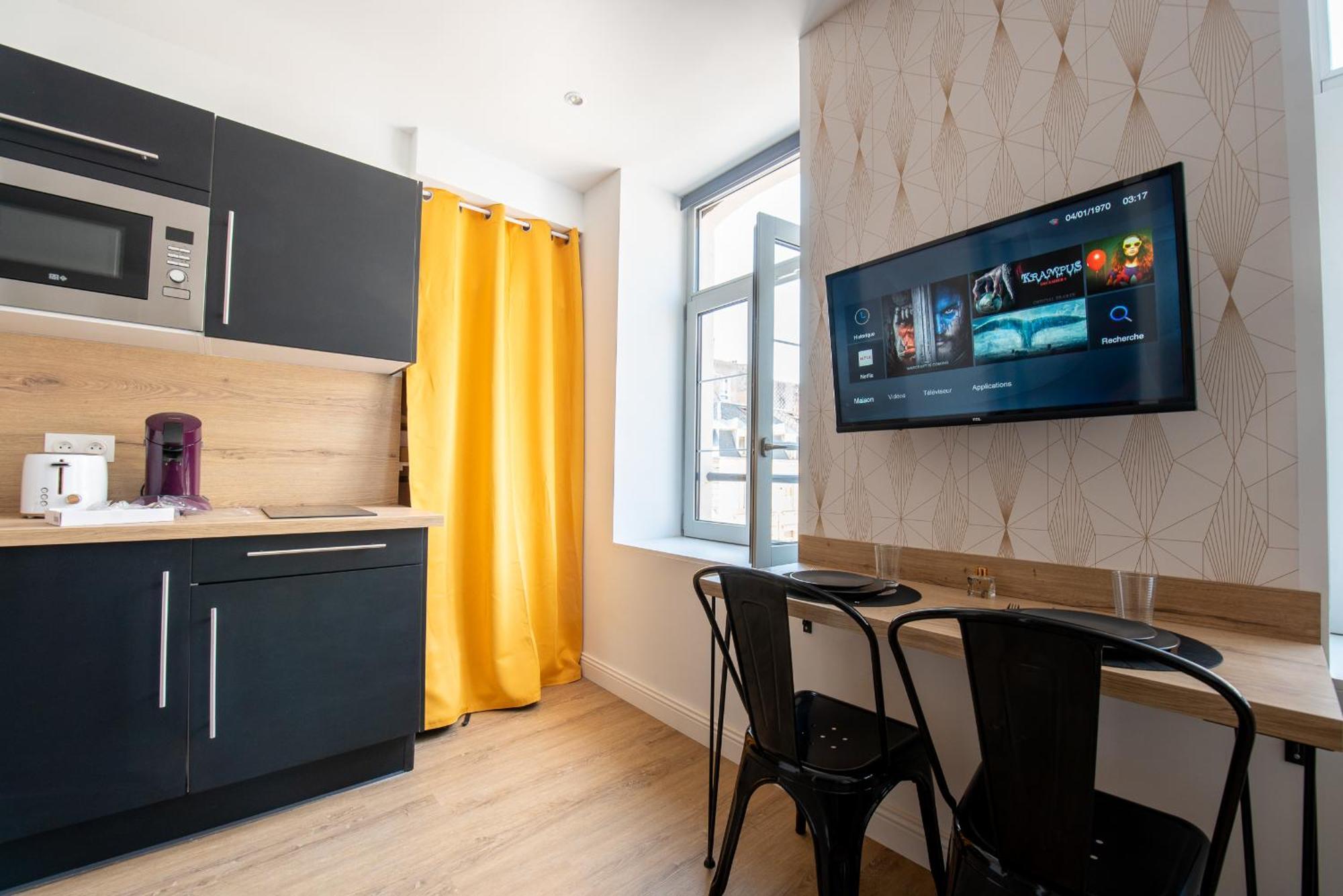 Au Nouveau Boulonnais - 4 Appartements Charmants Pour Couples, Familles Et Groupe D'Amis, Vieille Ville Et Centre Ville De Boulogne Sur Mer Bagian luar foto
