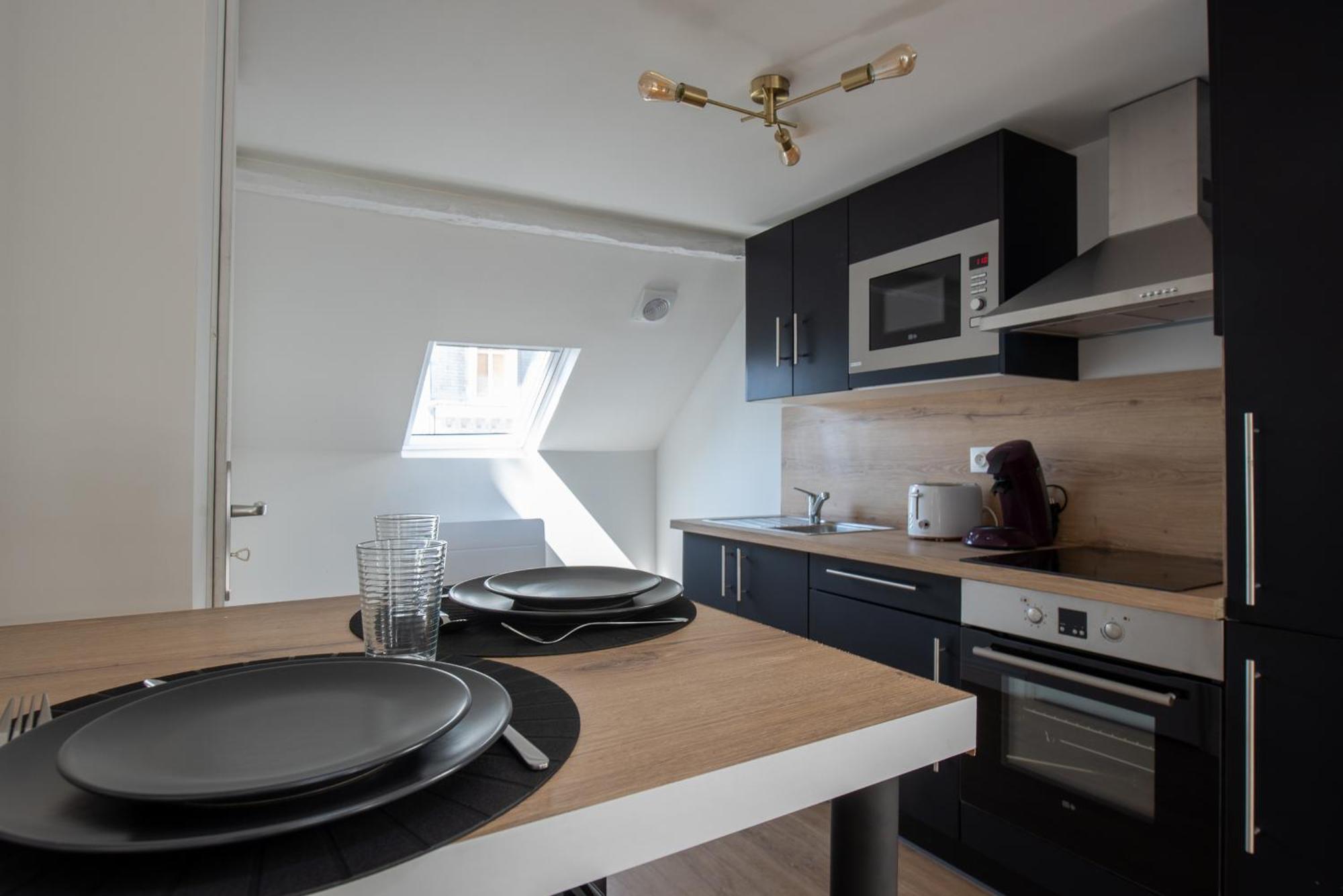 Au Nouveau Boulonnais - 4 Appartements Charmants Pour Couples, Familles Et Groupe D'Amis, Vieille Ville Et Centre Ville De Boulogne Sur Mer Bagian luar foto
