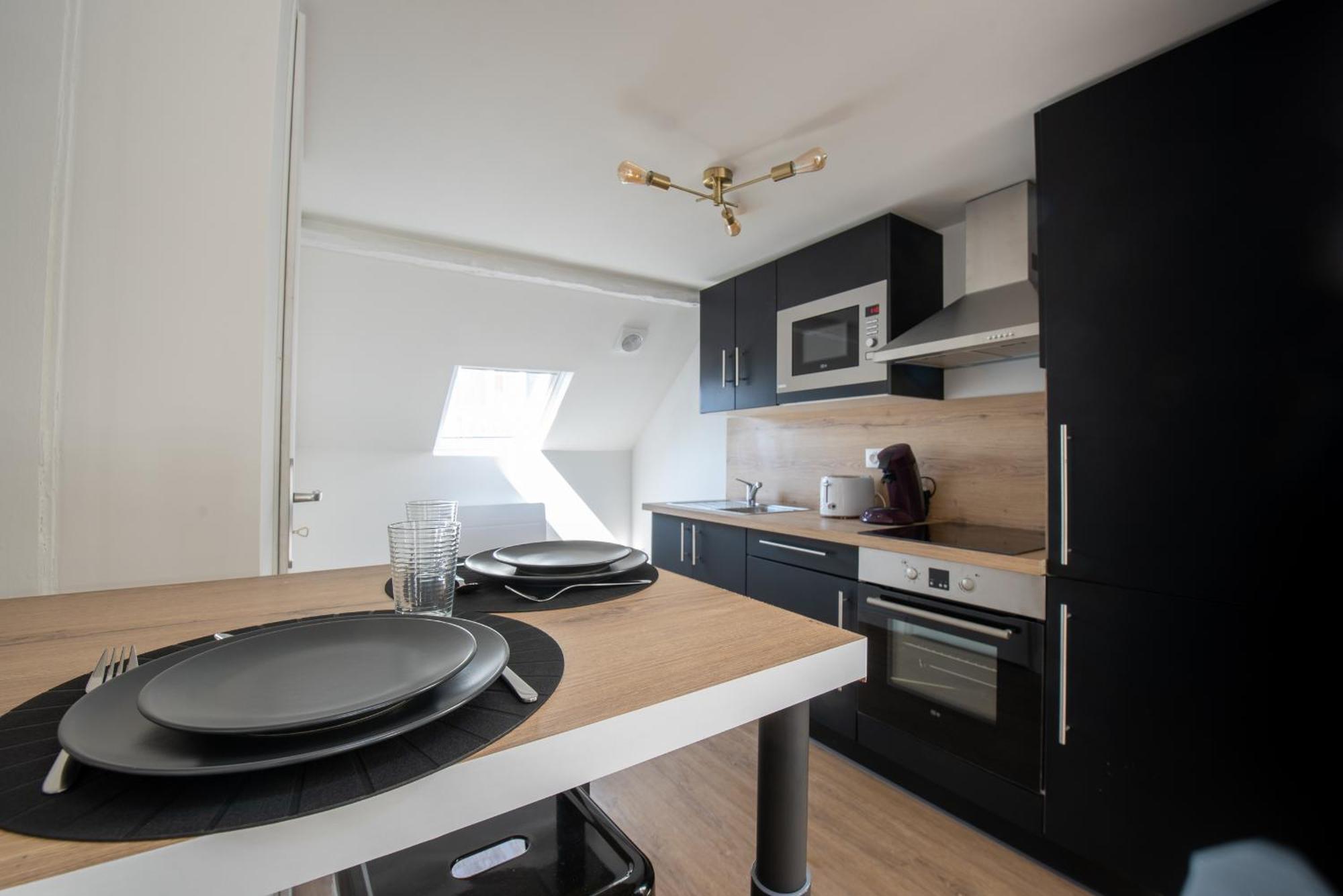 Au Nouveau Boulonnais - 4 Appartements Charmants Pour Couples, Familles Et Groupe D'Amis, Vieille Ville Et Centre Ville De Boulogne Sur Mer Bagian luar foto